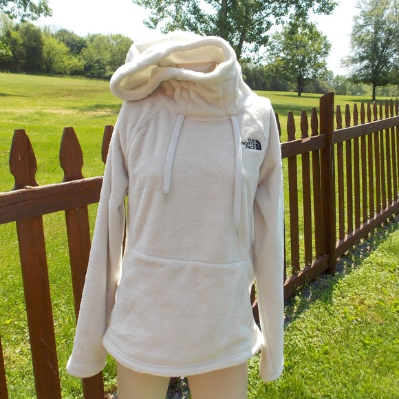 The North Face Fuzzy Fleece Funnel Neck 